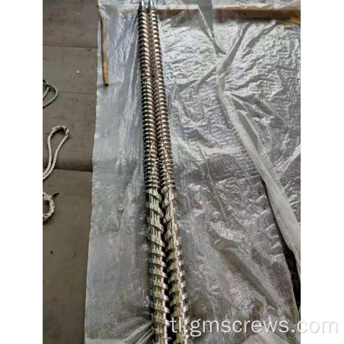 Twin bimetallic screw at bariles